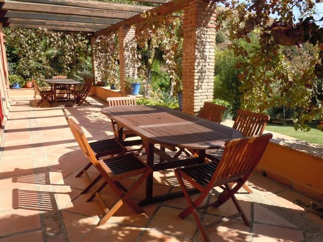 House for sale in Estepona