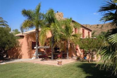 Casa en venda in Estepona