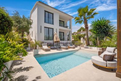 Villa till salu i Nueva Andalucía (Marbella)