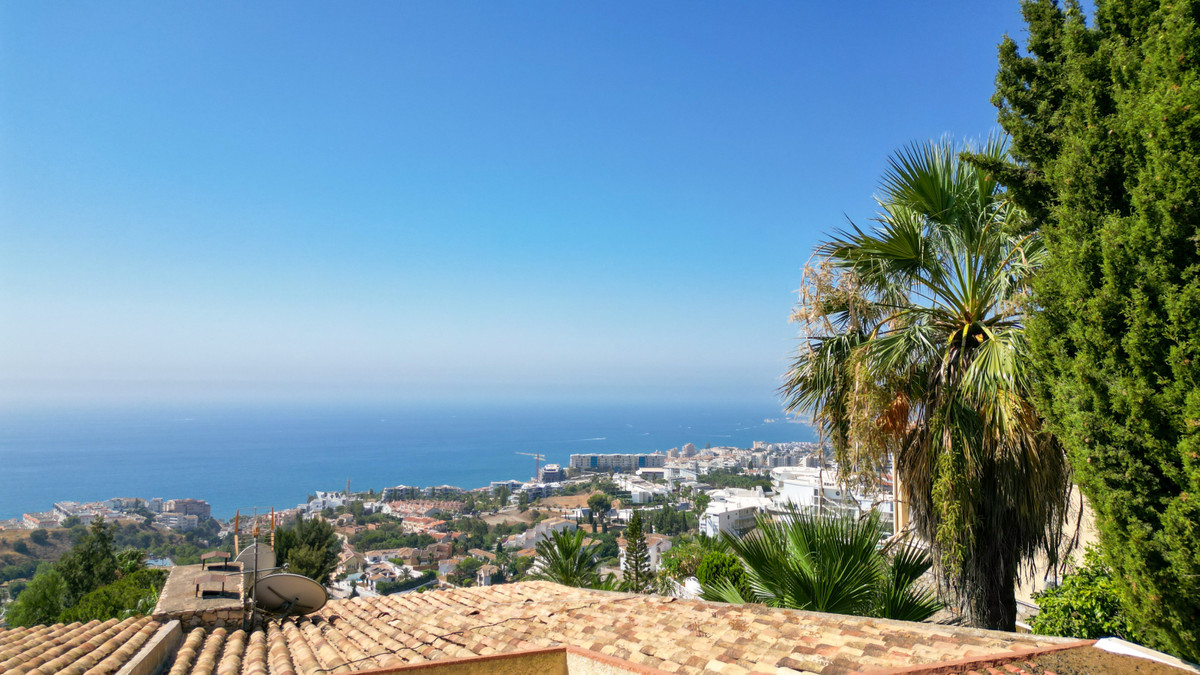 Villa till salu i Benalmádena