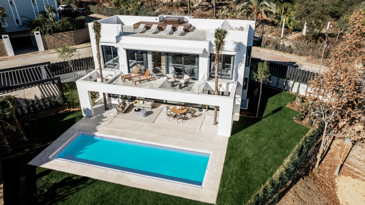 Villa till salu i Estepona