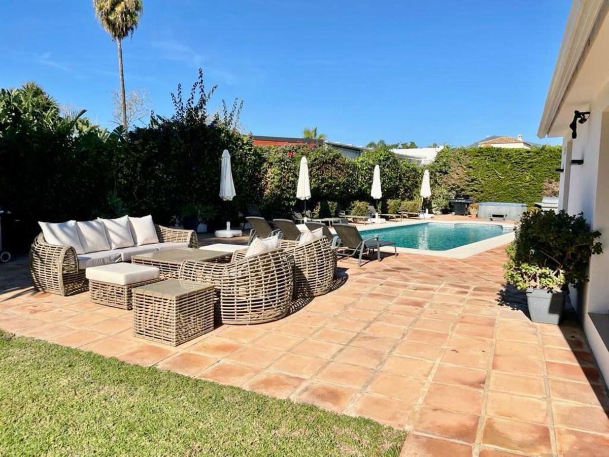 Villa for rent in San Pedro de Alcántara (Marbella)