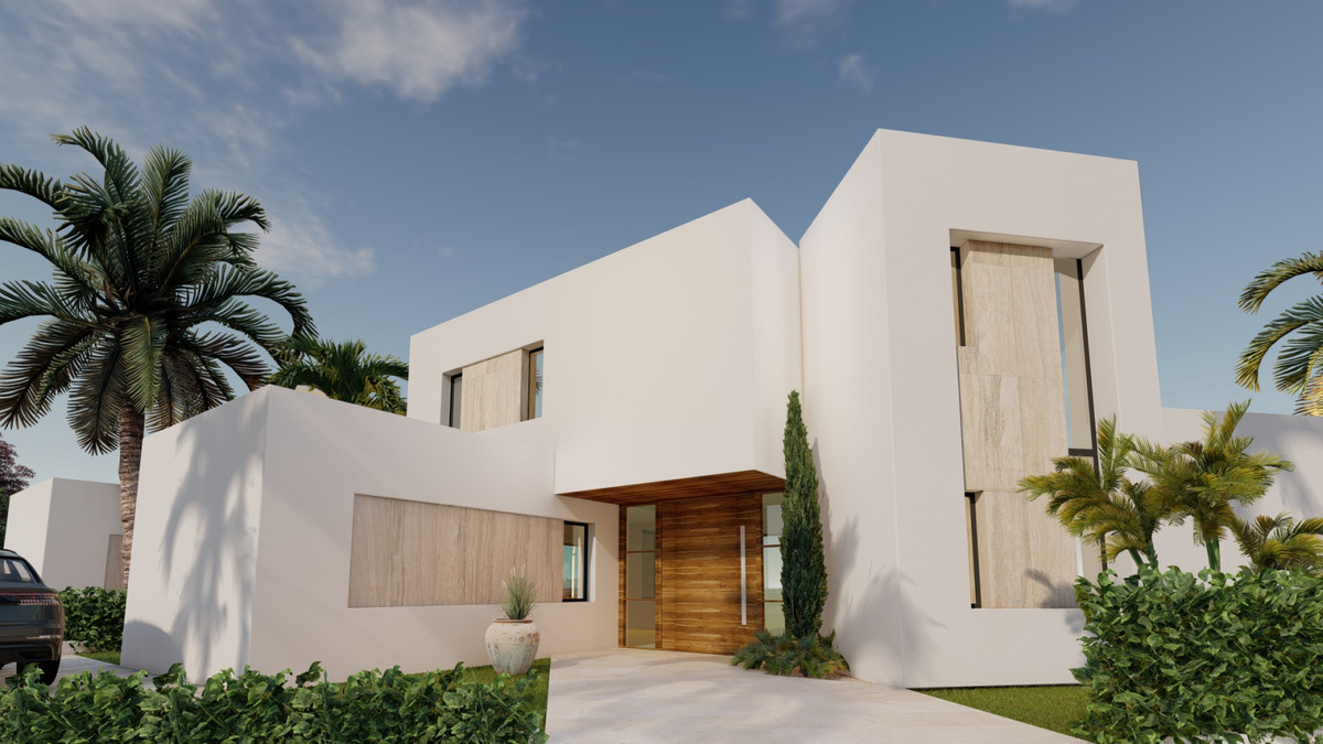 Villa for sale in Estepona